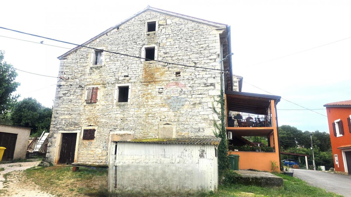 Istria, Buje, dintorni – Casa in pietra da ristrutturare con vista