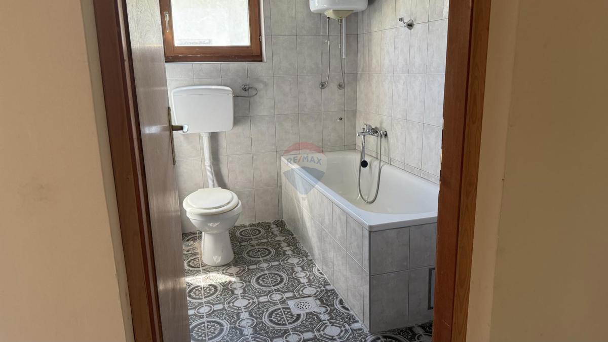 Casa Begovići, Petrinja, 99m2