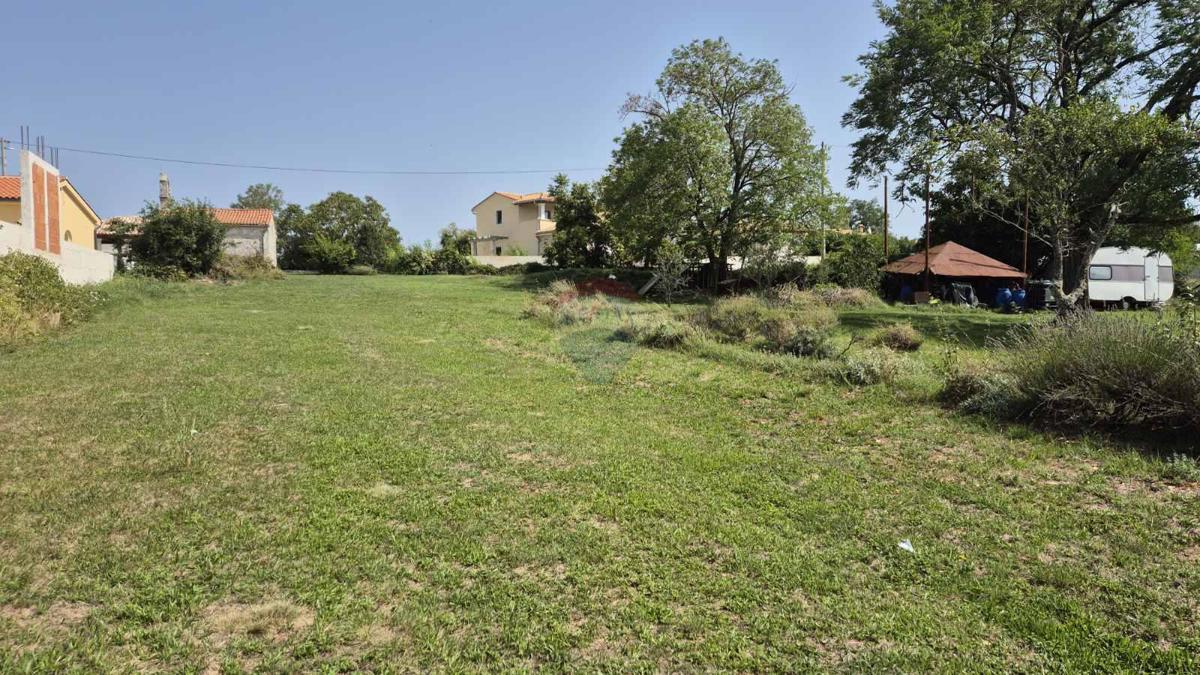 Terreno edificabile Svetvinčenat, 950m2