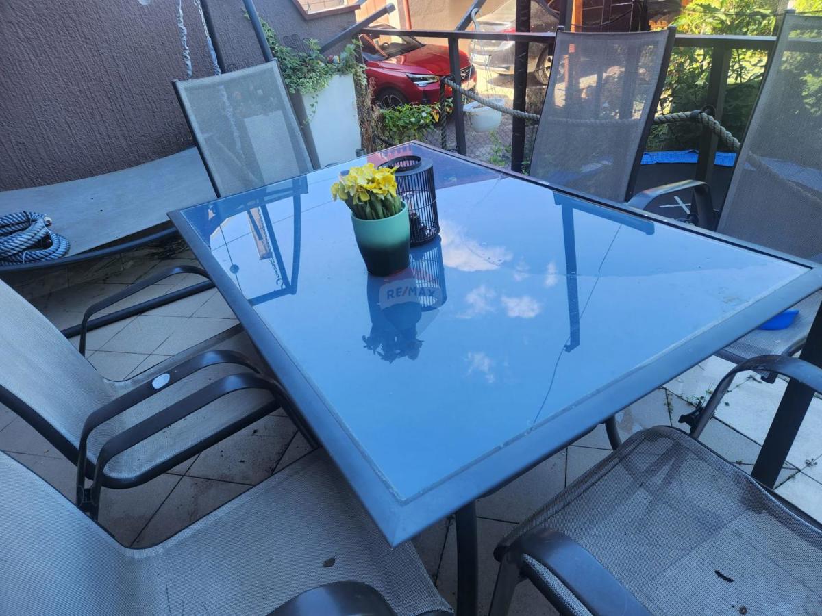 Casa Kromosovo naselje, Velika Gorica, 222m2