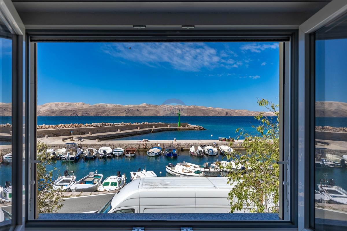 Karlobag – appartamento primo fronte mare, vista e centro