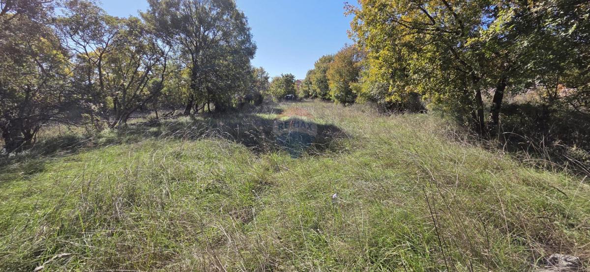 Terreno edificabile Vrbnik, 2.849m2