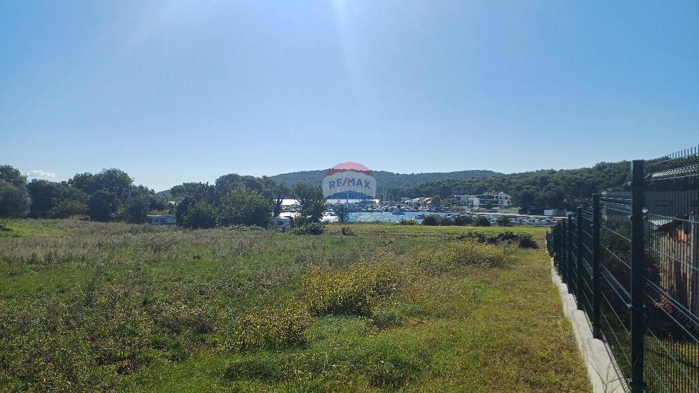 Terreno edificabile Pomer, Medulin, 738m2