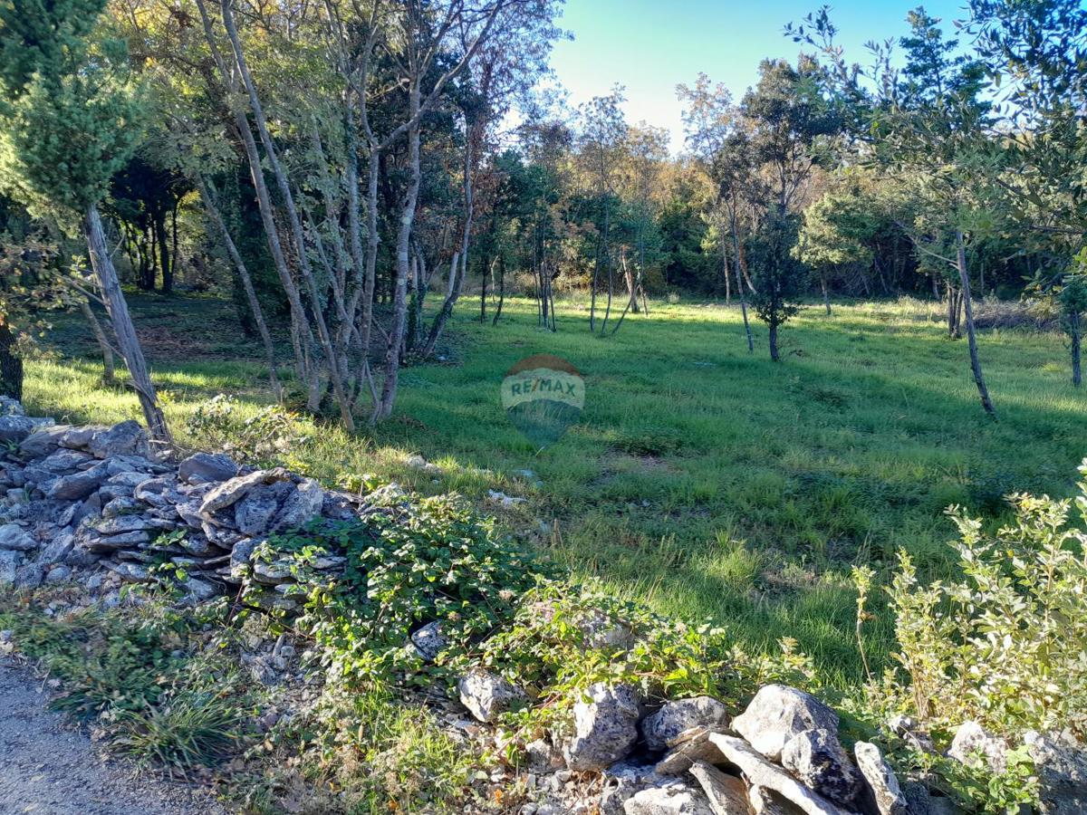 Terreno edificabile Rakalj, Marčana, 2.136m2