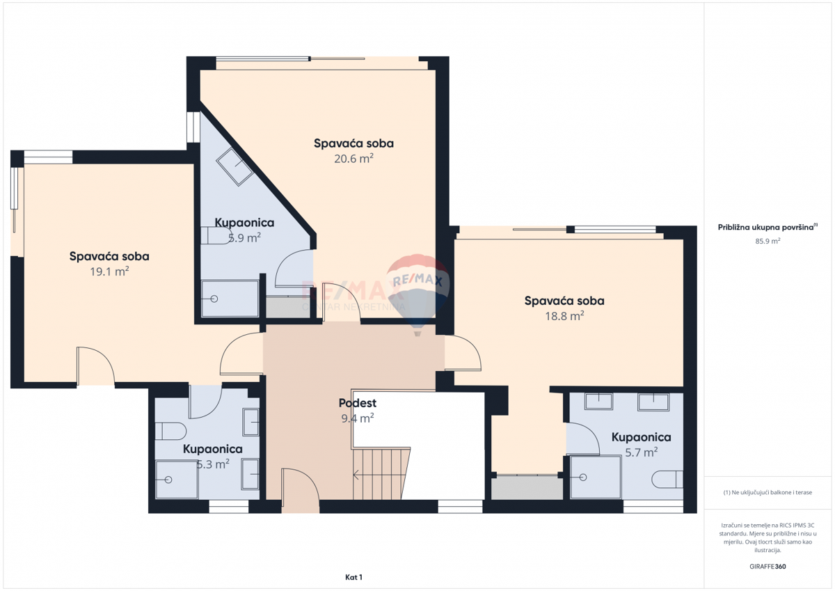 Casa moderna di lusso con piscina e jacuzzi su ampio terreno