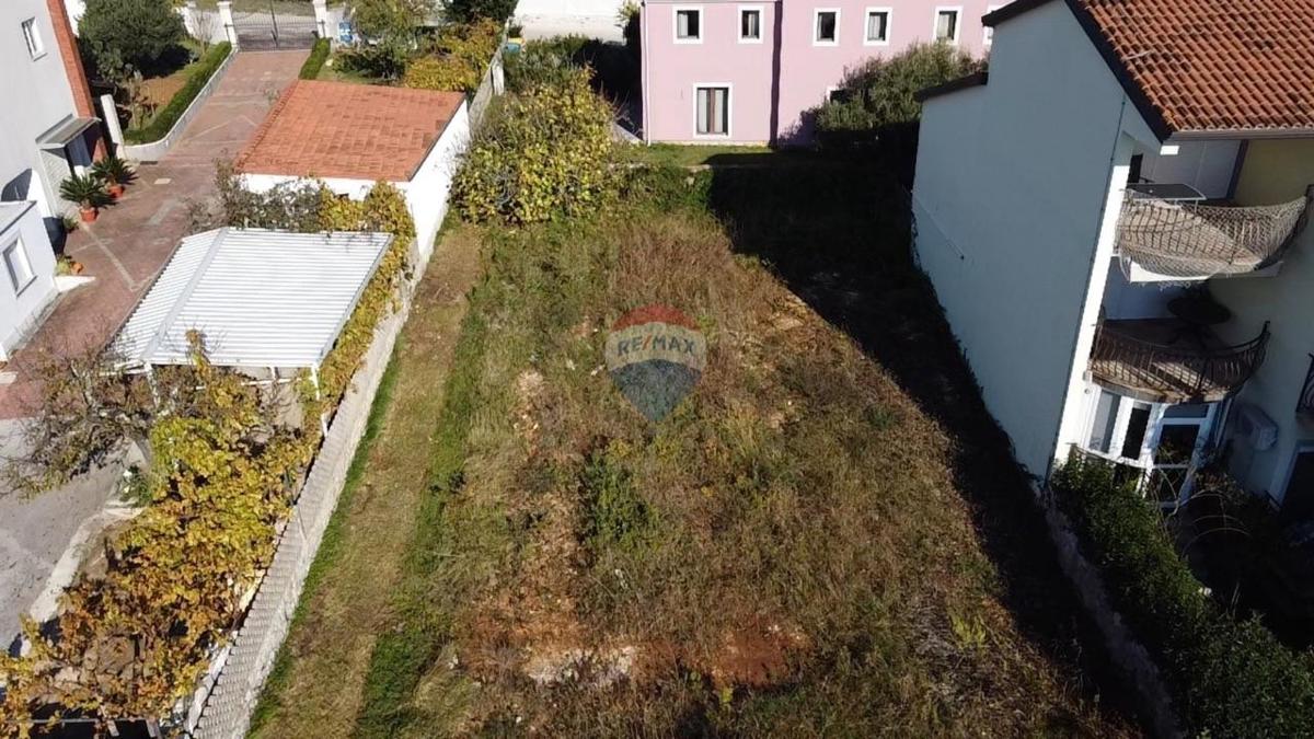 Terreno edificabile Poreč, 517m2