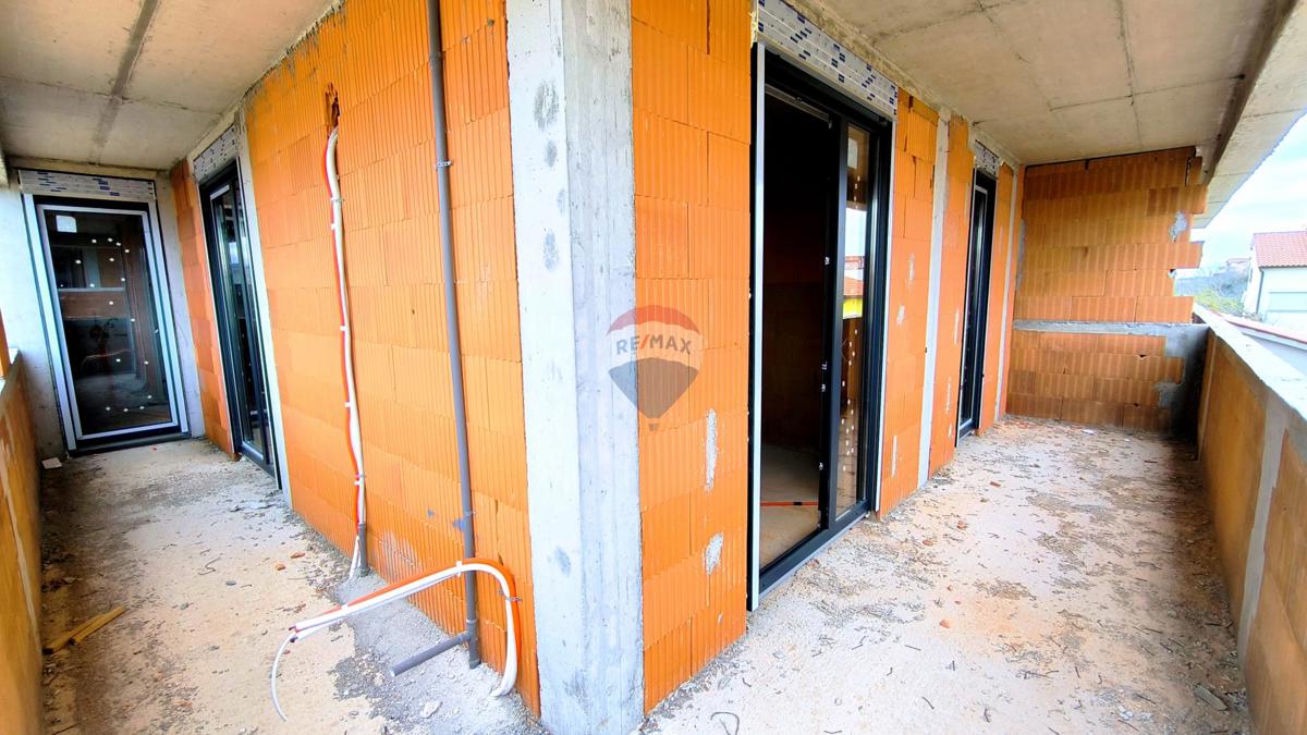 Appartamento Šikići, Pula, 57,96m2