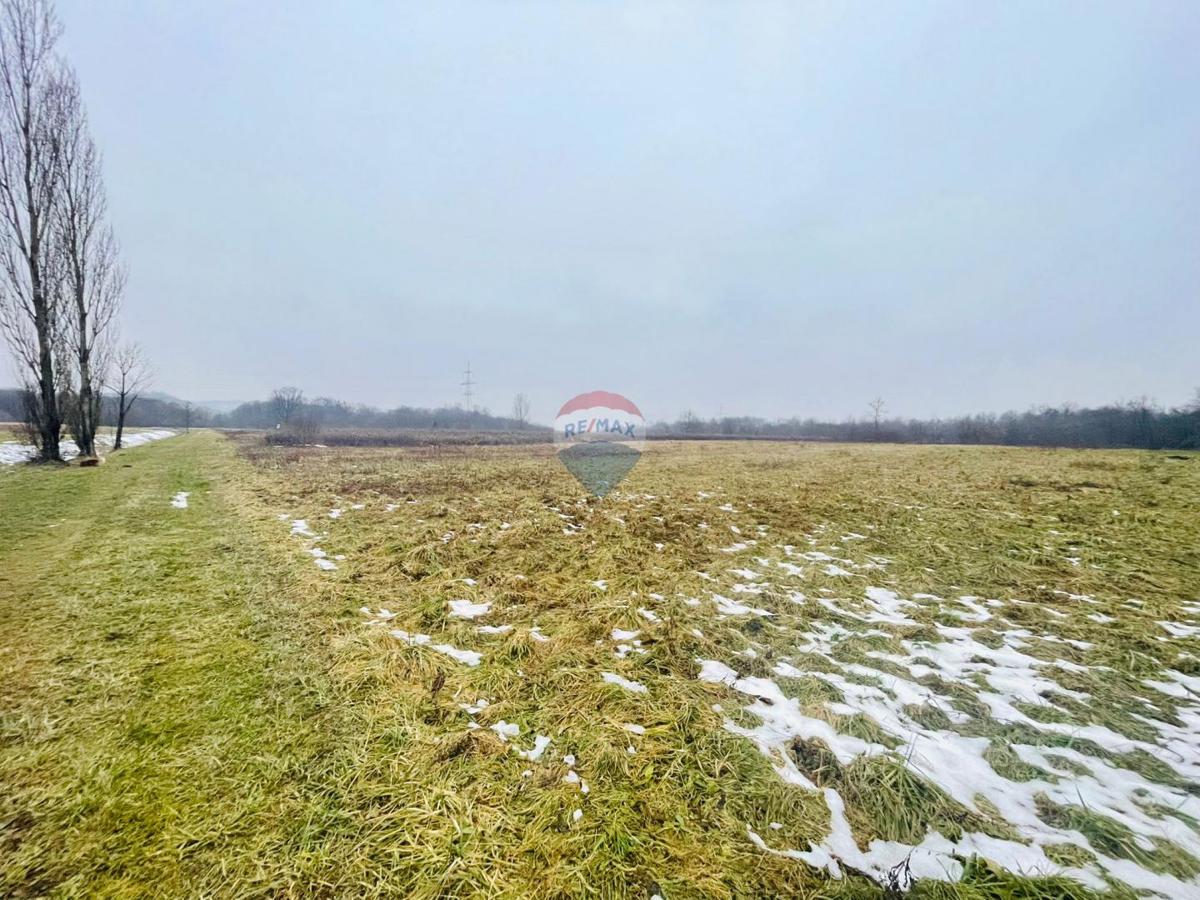 Terreno edificabile Kerestinec, Sveta Nedelja, 3.384m2