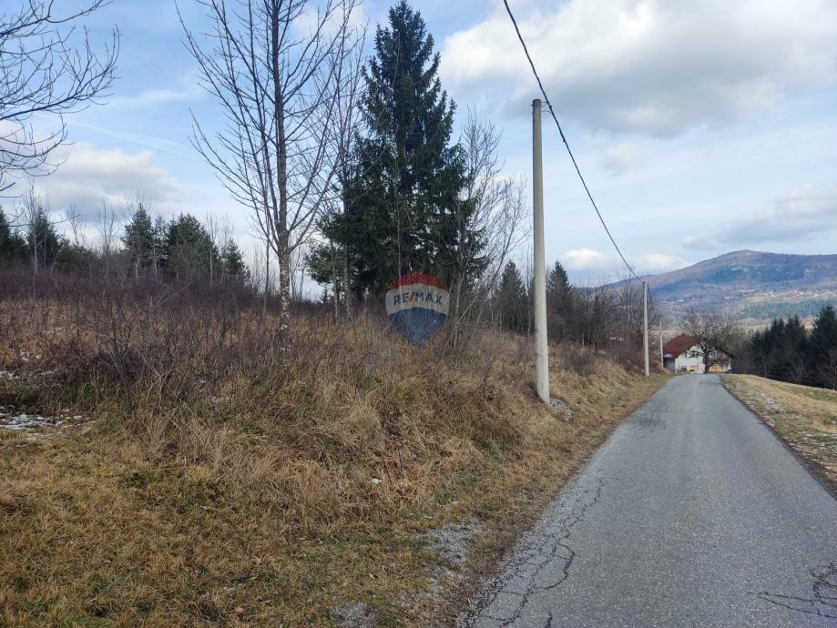 Terreno edificabile Vujnovići, Vrbovsko, 1.300m2