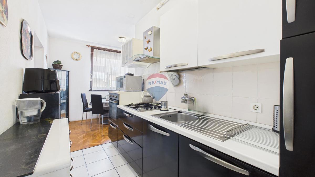 Appartamento Sesvetski Kraljevec, Sesvete, 92,41m2