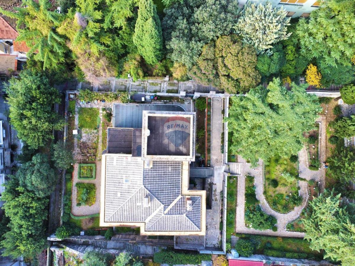 Casa Pećine, Rijeka, 465m2