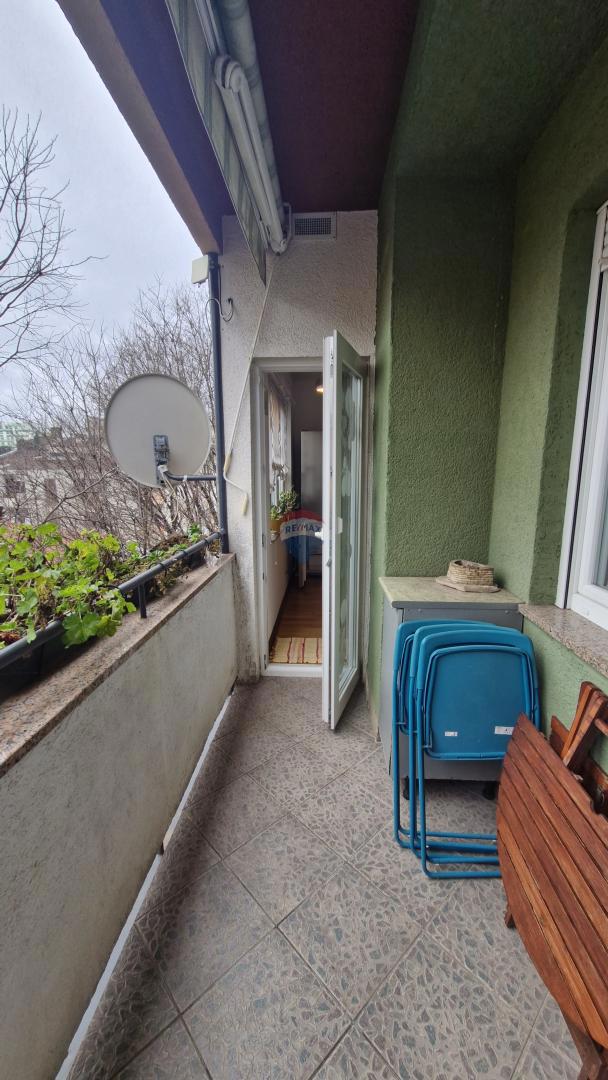 Istria, Pola, Centro – Appartamento 62 m², 2 Balconi, Parcheggio, Arredato