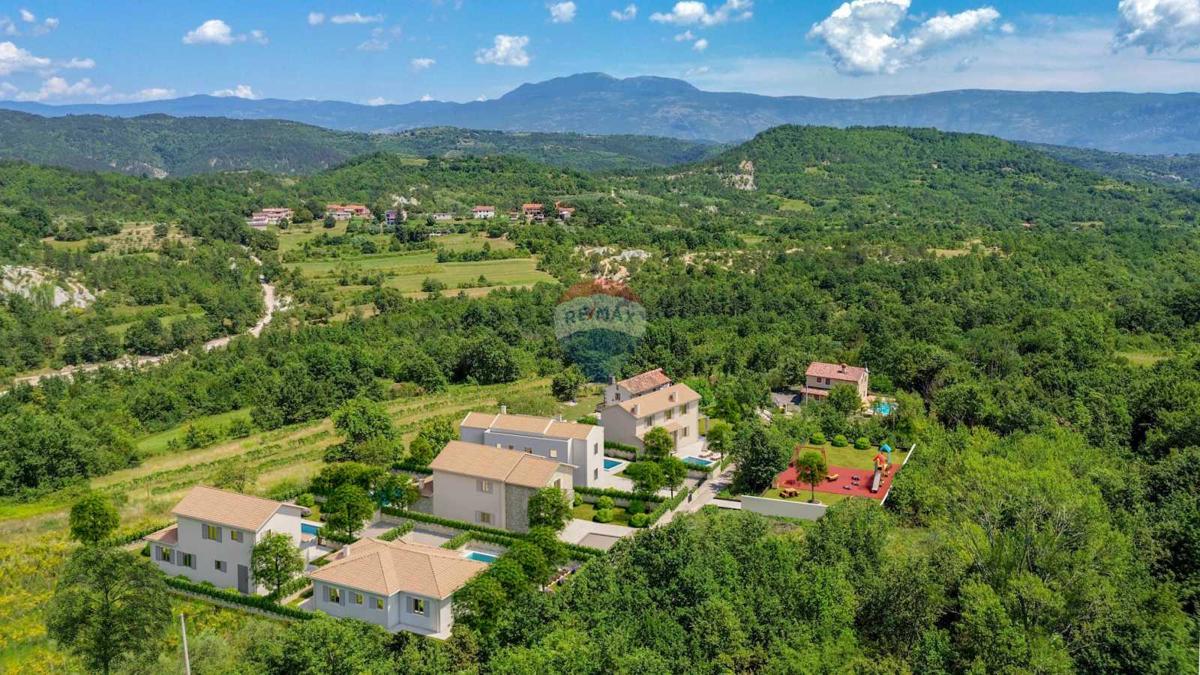 ISTRIA, PEDENA - Nuova casa di 110 m²
