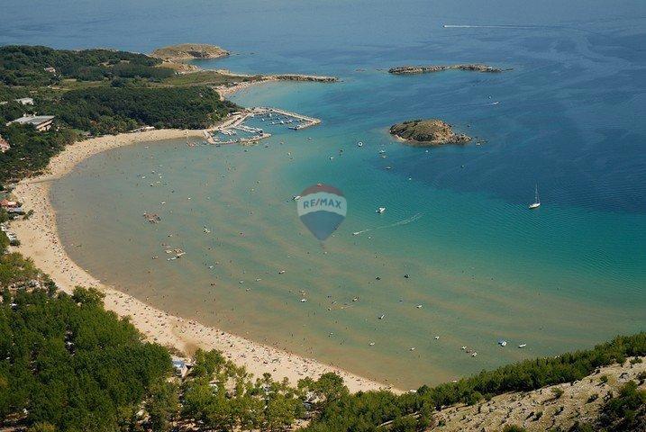 Terreno edificabile Lopar, Rab, 553m2