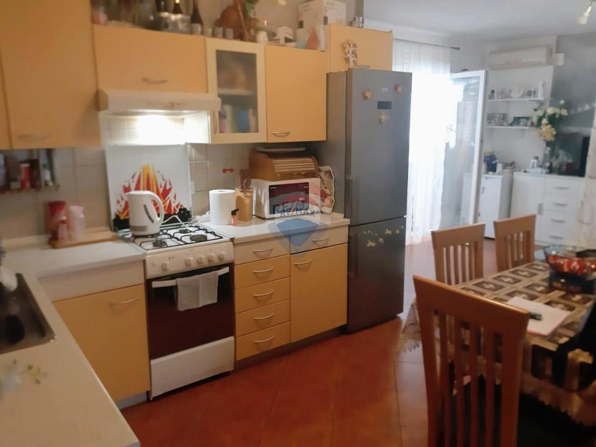 Appartamento Marinići, Viškovo, 91,85m2