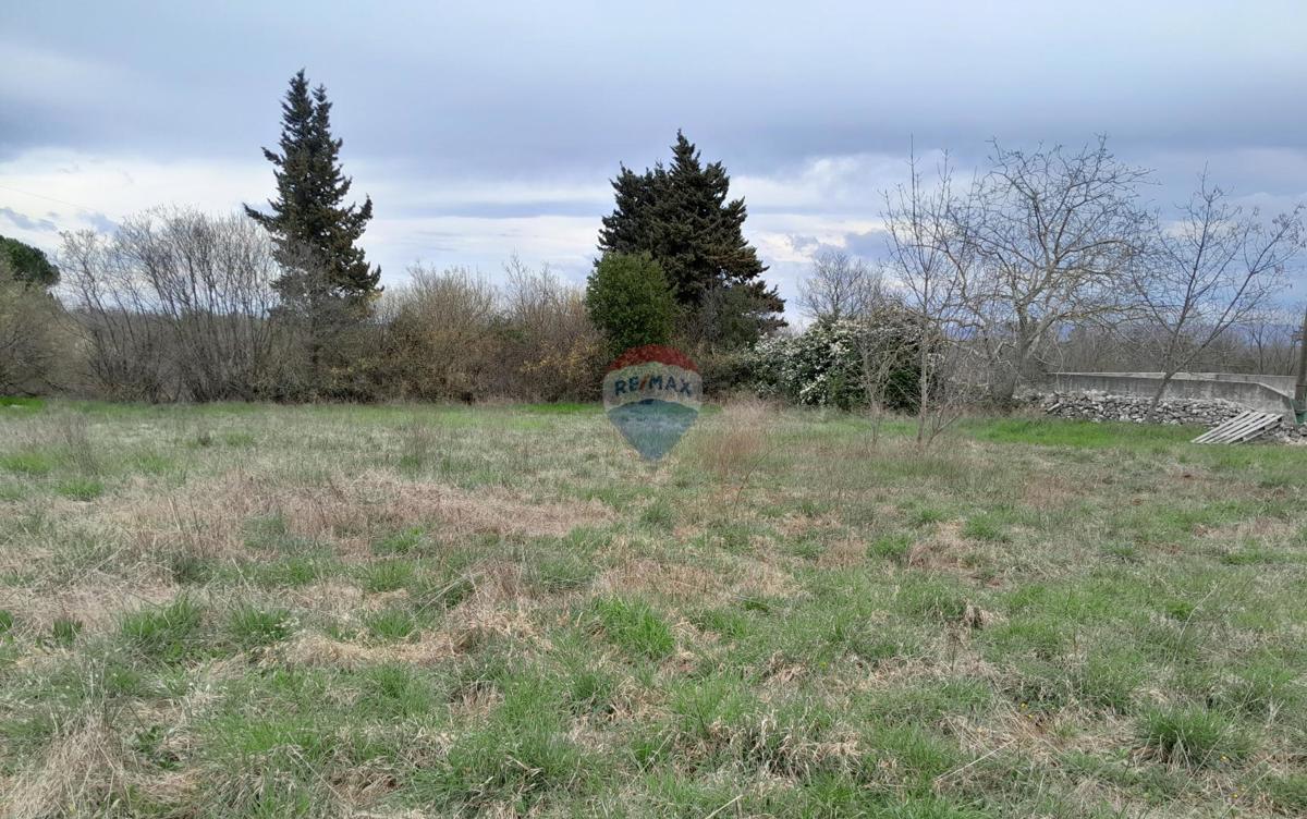 Terreno edificabile Filipana, Marčana, 982m2