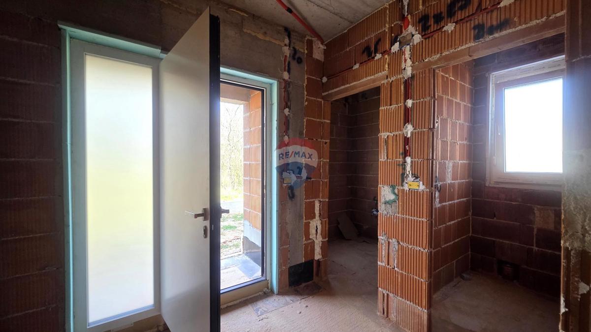 Istria, Lovrečica – Villetta bifamiliare vicino mare