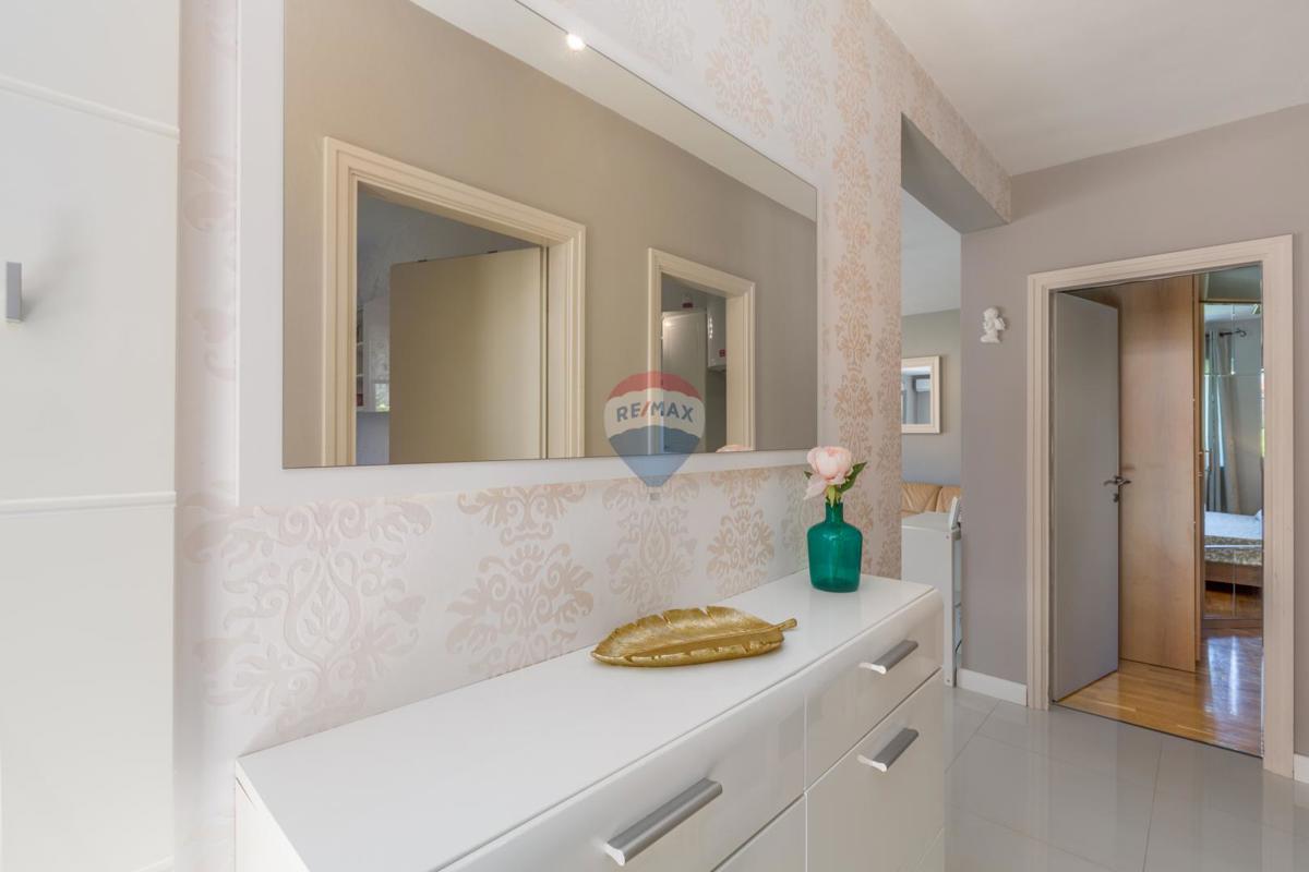 Appartamento Funtana, 65,87m2