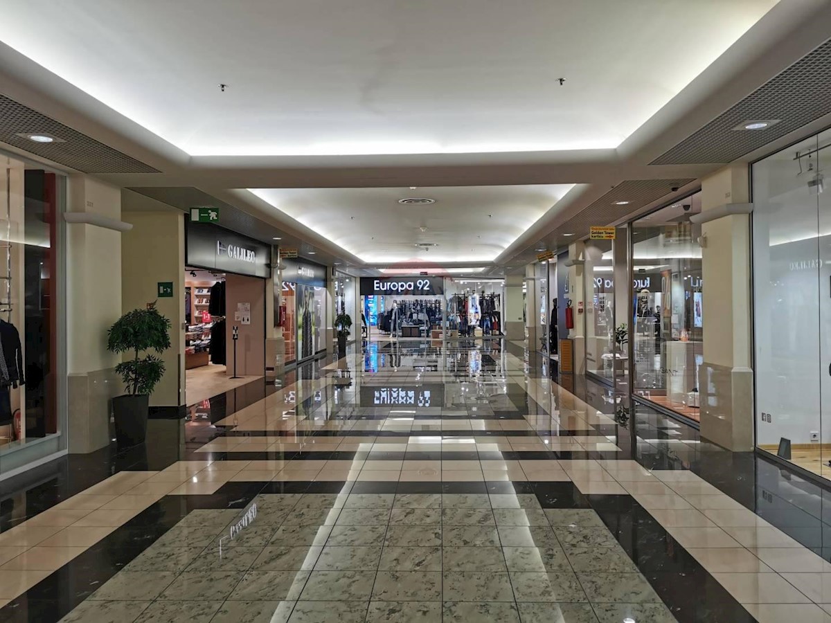 Attività commerciale Pećine, Rijeka, 197,60m2