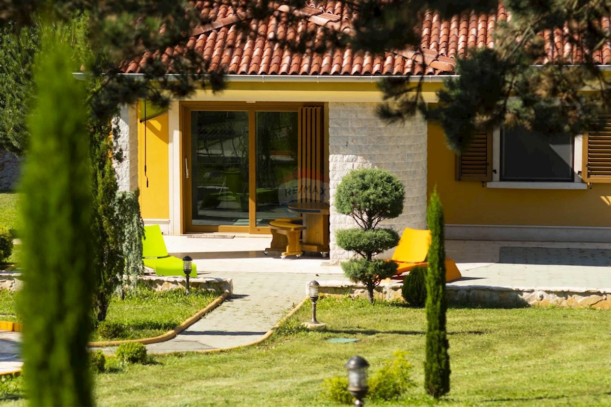 Villa Singola/Casa Vacanza Zabrežani, Pazin - Okolica, 500m2