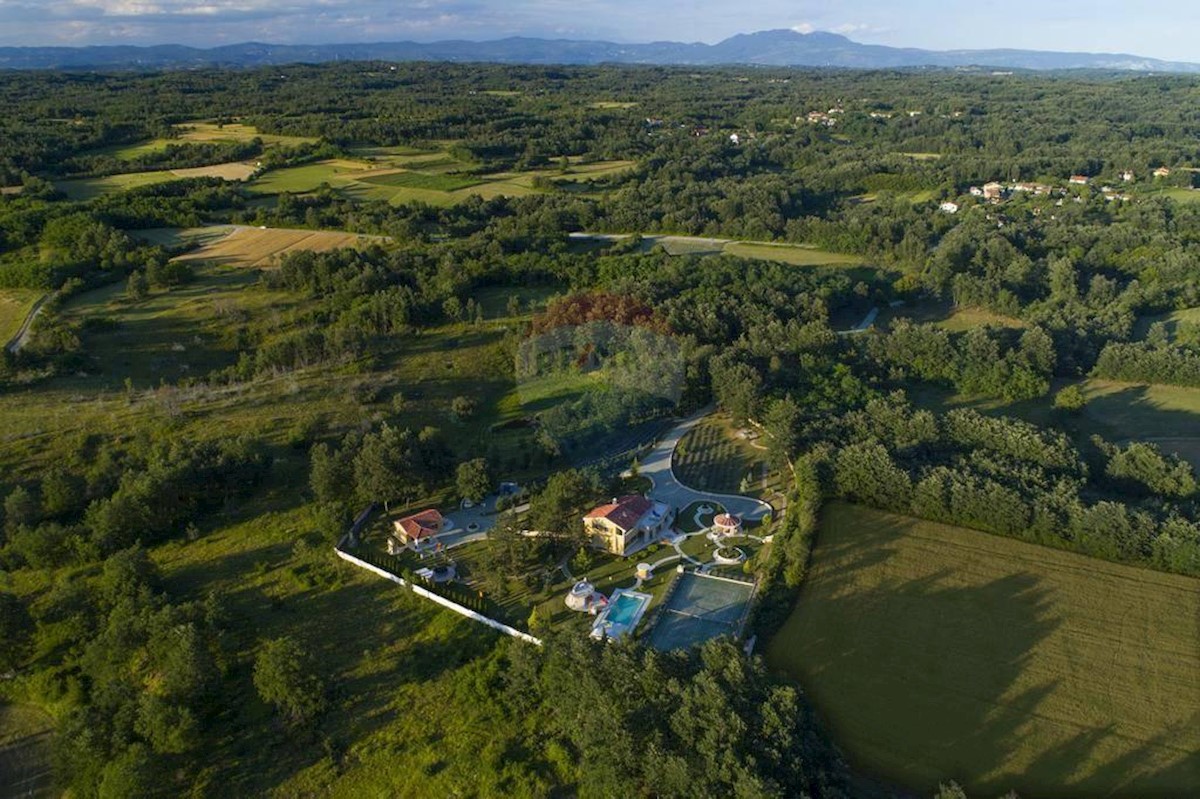 Villa Singola/Casa Vacanza Zabrežani, Pazin - Okolica, 500m2