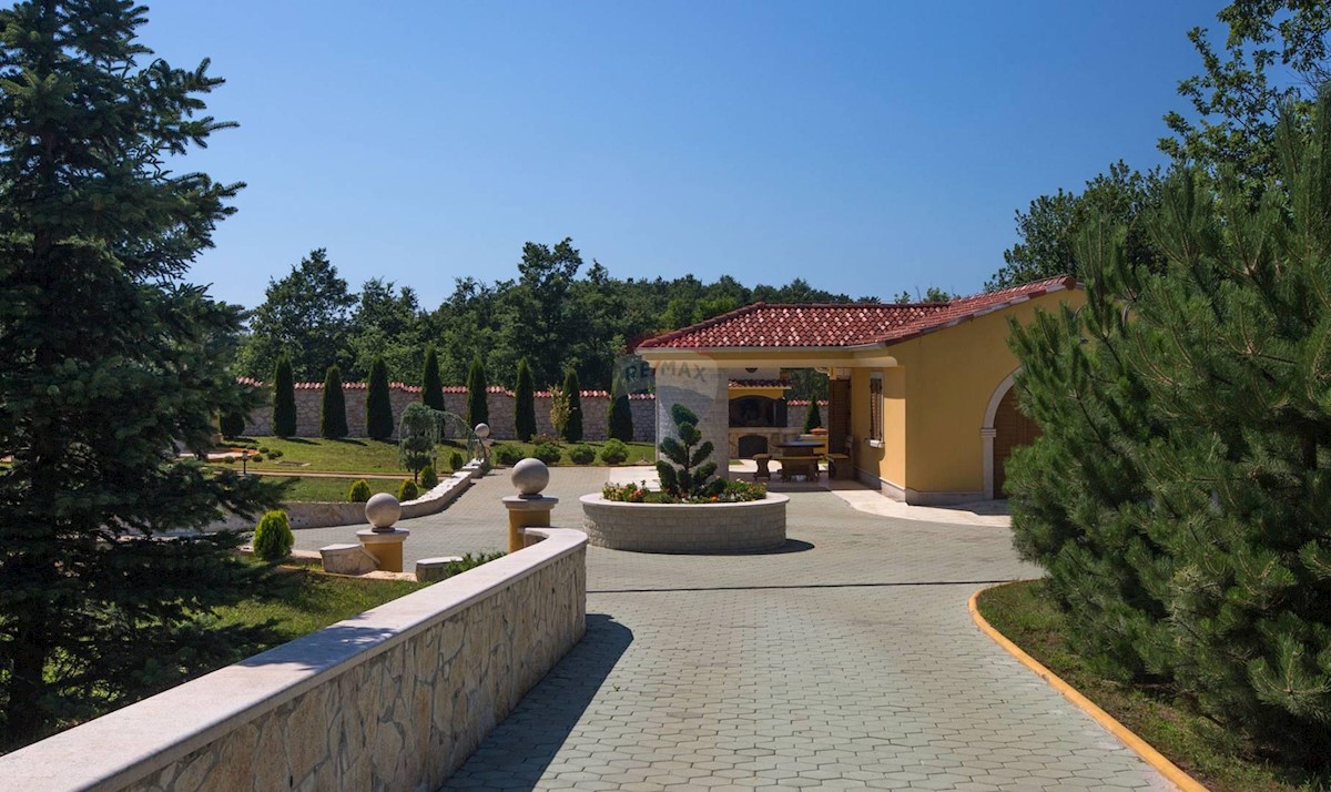 Villa Singola/Casa Vacanza Zabrežani, Pazin - Okolica, 500m2