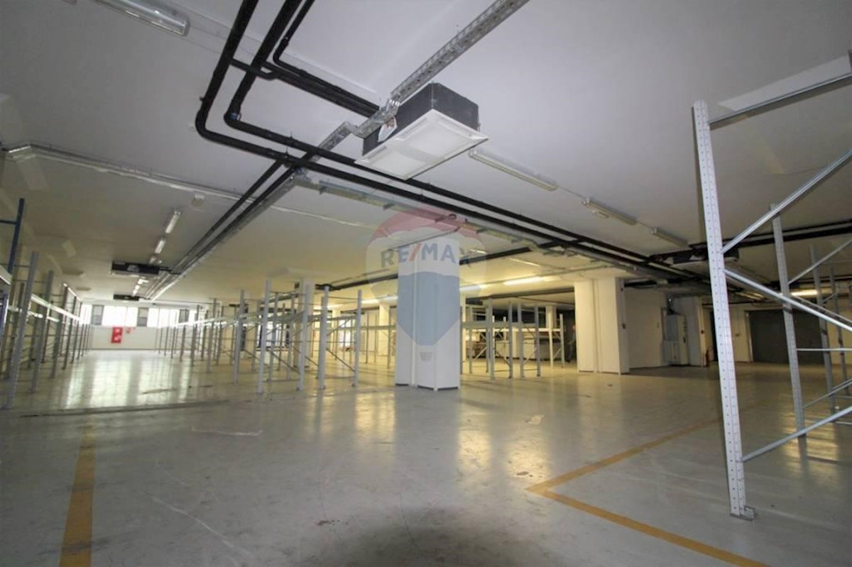 Attività commerciale Škurinje, Rijeka, 2.902m2