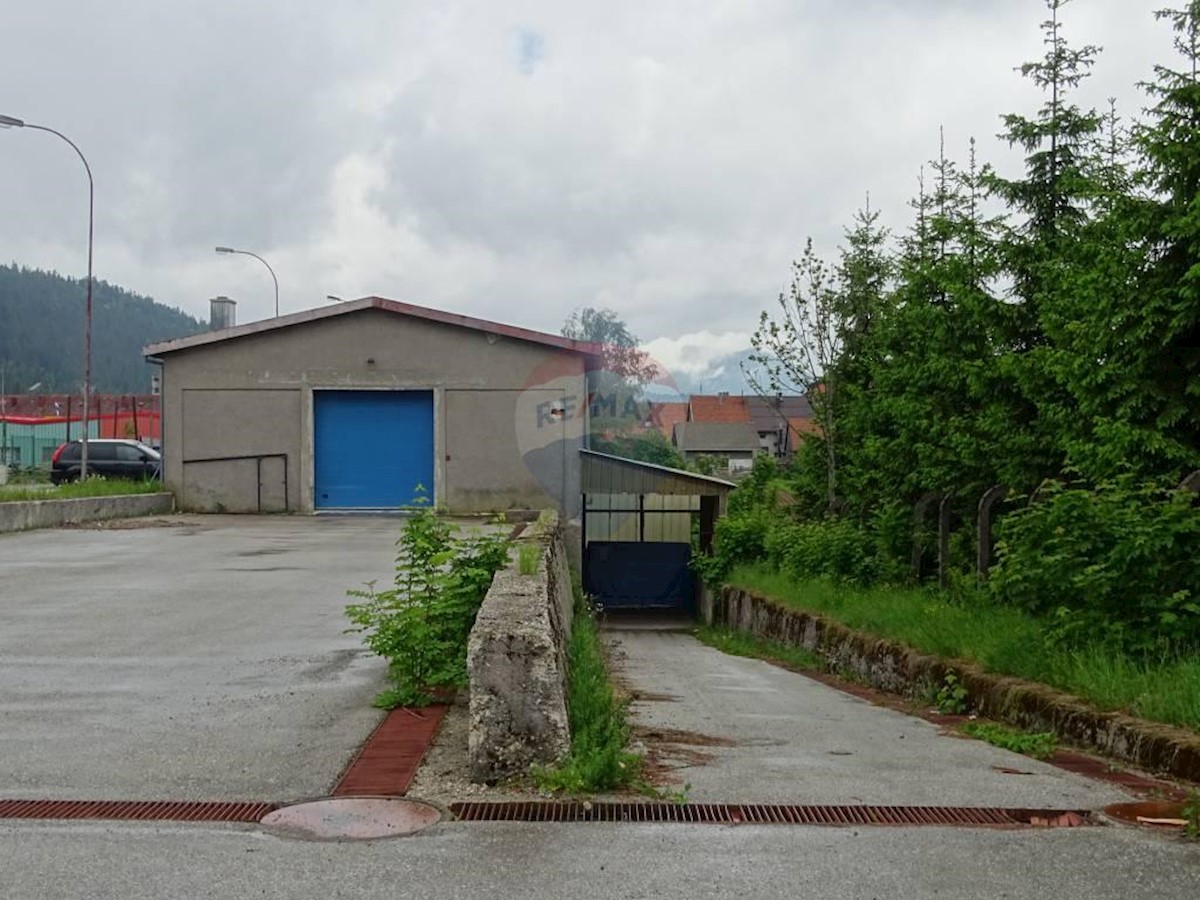 Attività commerciale Ravna Gora, 1.000m2