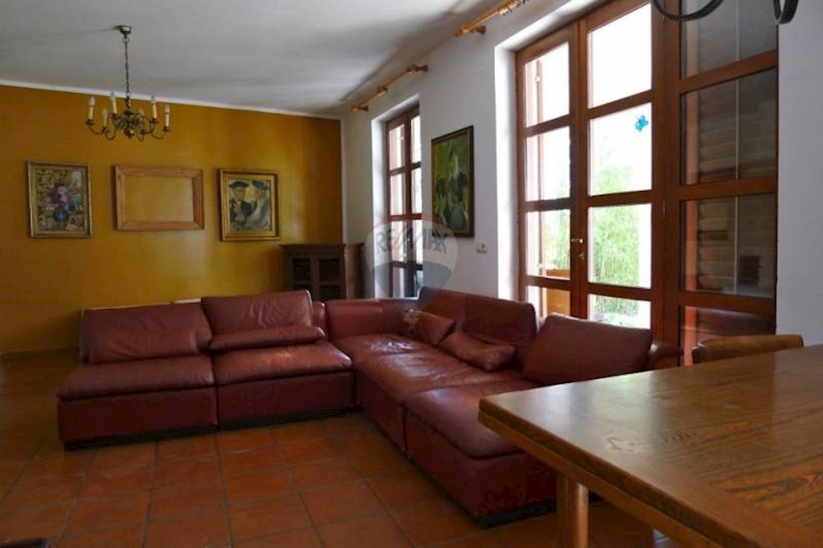 Villa Singola/Casa Vacanza Novi Vinodolski, 400m2