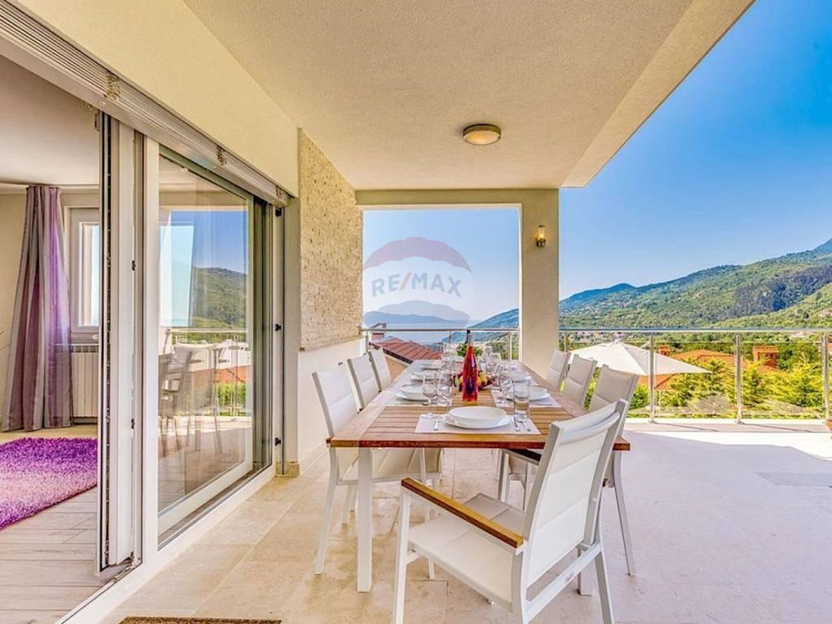 Villa Singola/Casa Vacanza Ičići, Opatija - Okolica, 275m2