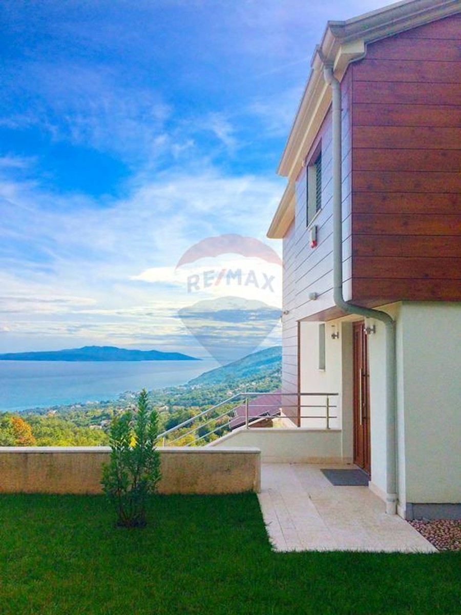 Villa Singola/Casa Vacanza Ičići, Opatija - Okolica, 275m2