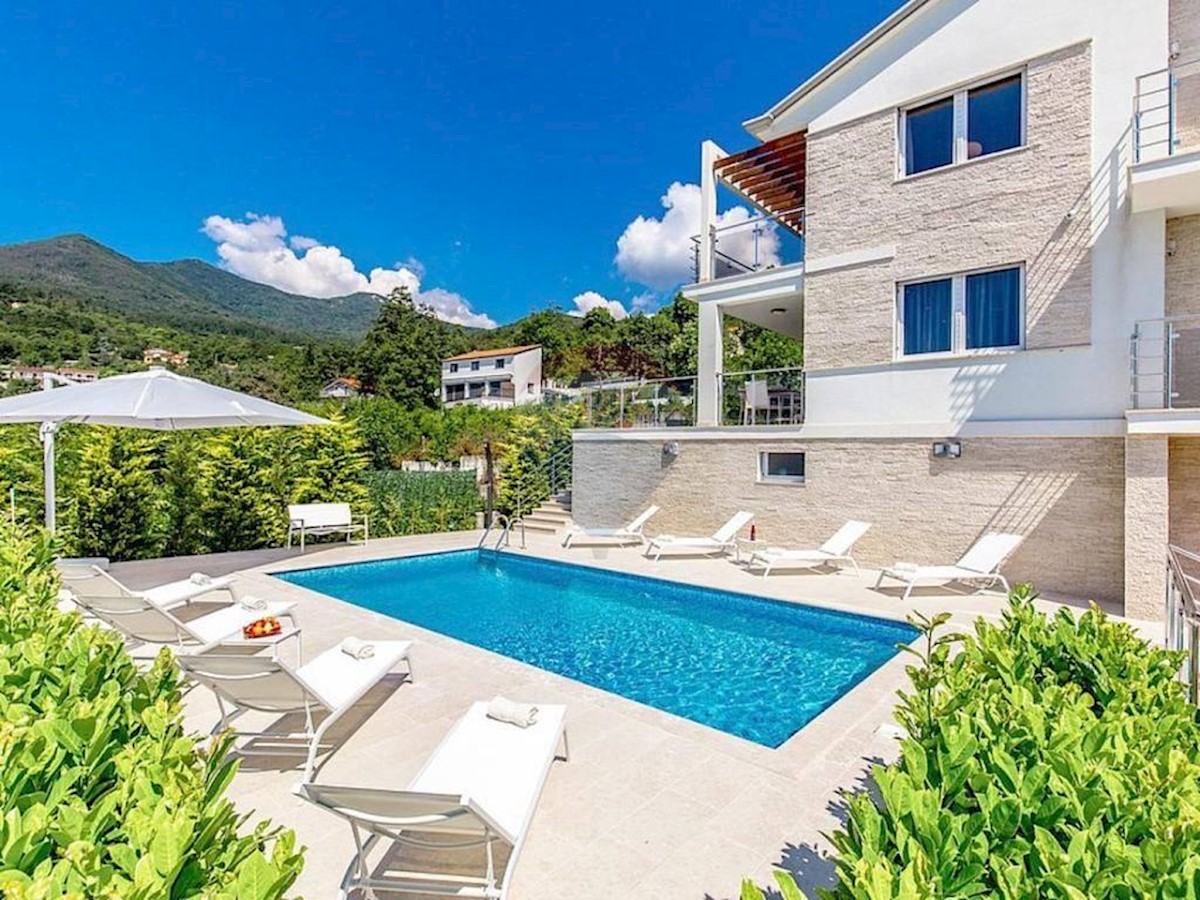 Villa Singola/Casa Vacanza Ičići, Opatija - Okolica, 275m2