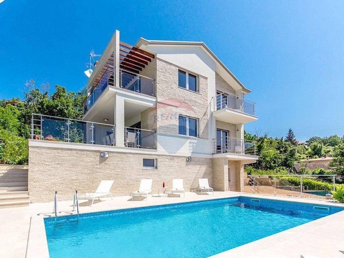 Villa Singola/Casa Vacanza Ičići, Opatija - Okolica, 275m2