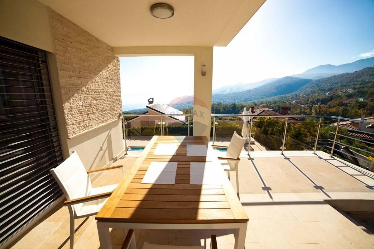 Villa Singola/Casa Vacanza Ičići, Opatija - Okolica, 275m2