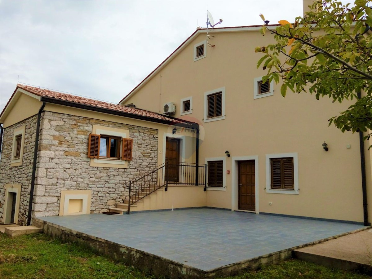 Villa Singola/Casa Vacanza Lindar, Pazin - Okolica, 399m2