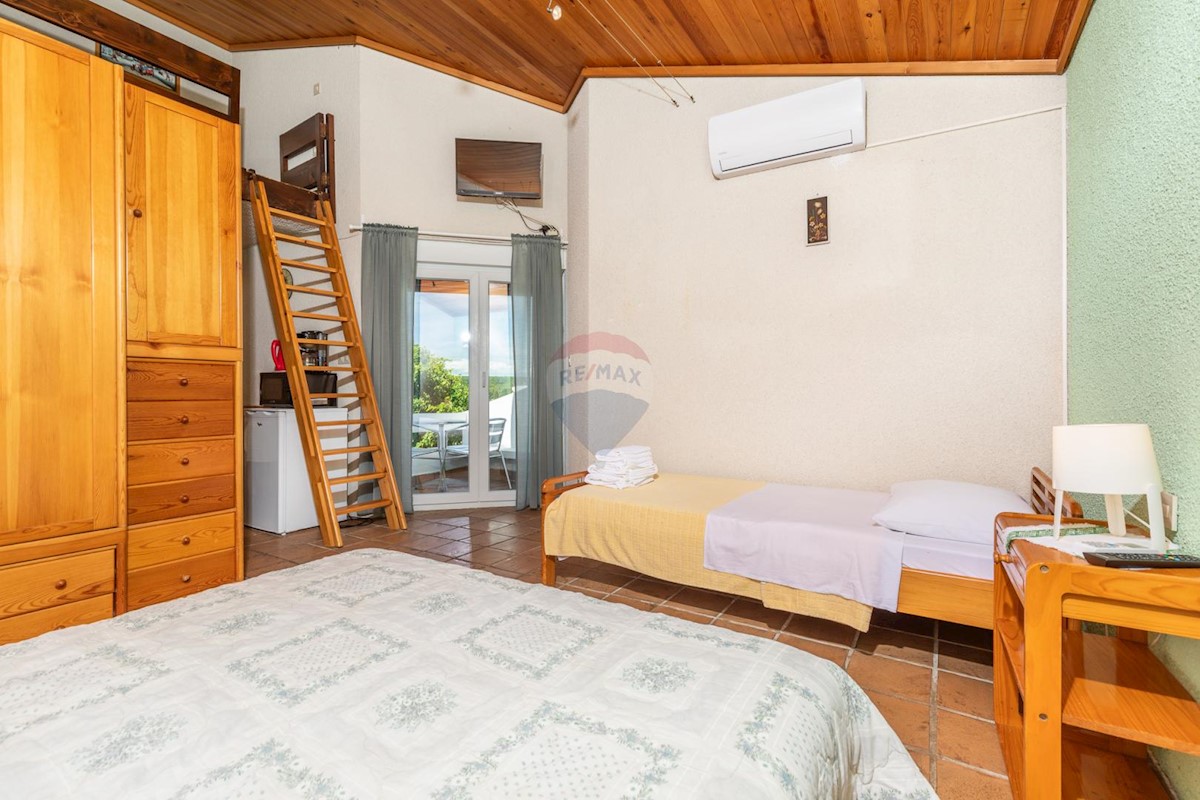 Villa Singola/Casa Vacanza Punat, 500m2