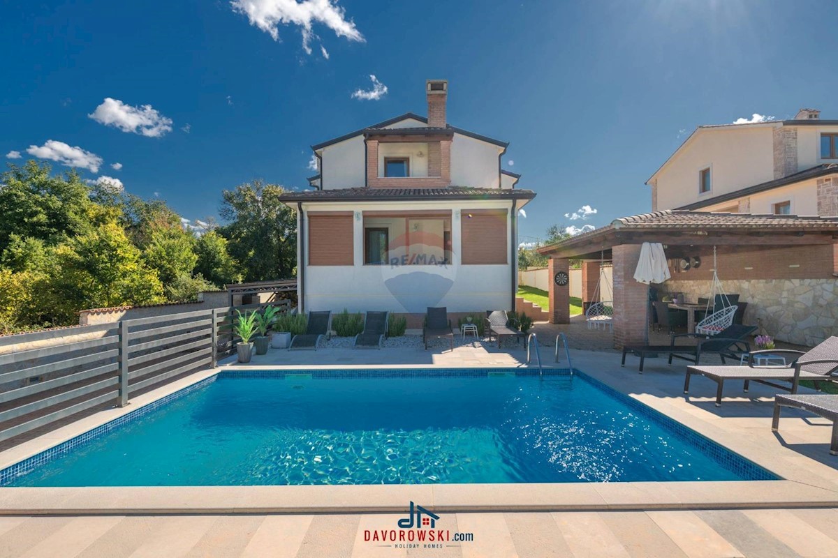 Villa Singola/Casa Vacanza Vržnaveri, Poreč, 290m2