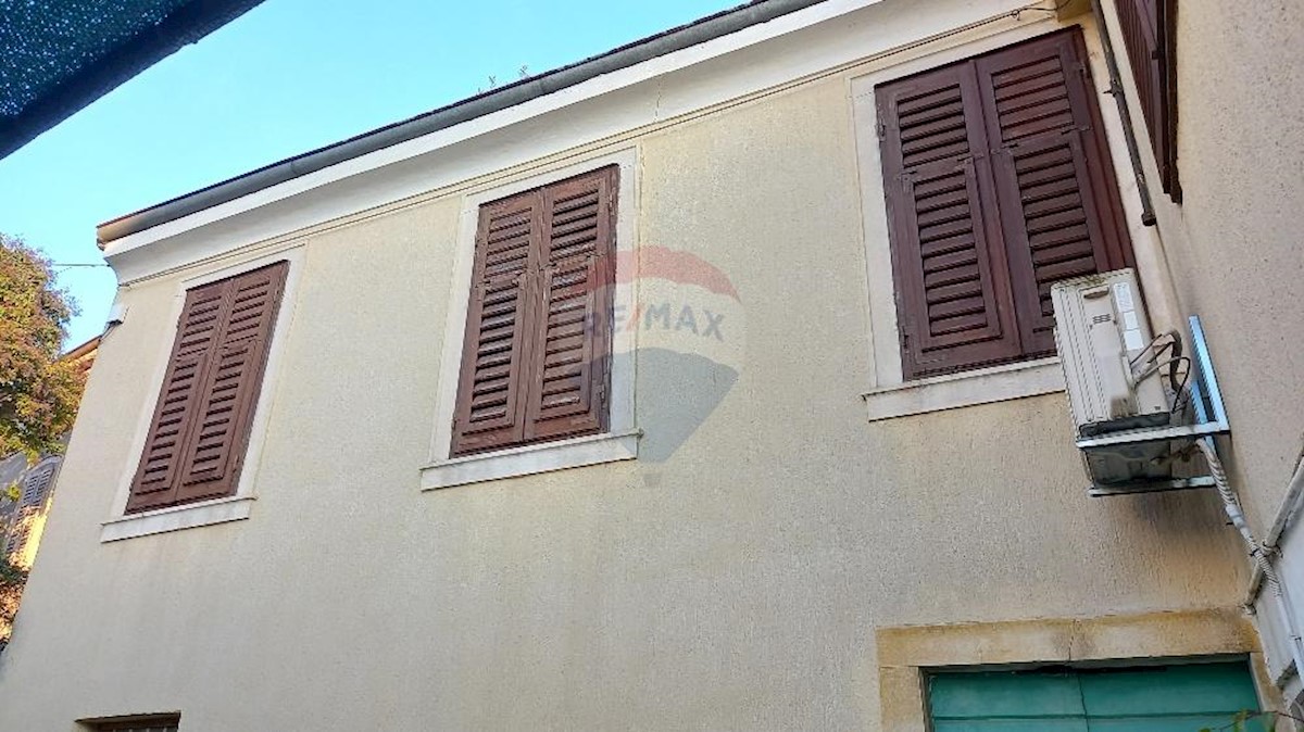 Casa Centar, Pula, 150m2