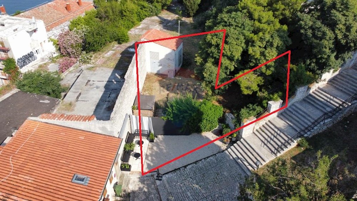 Terreno edificabile Rovinj, 144m2