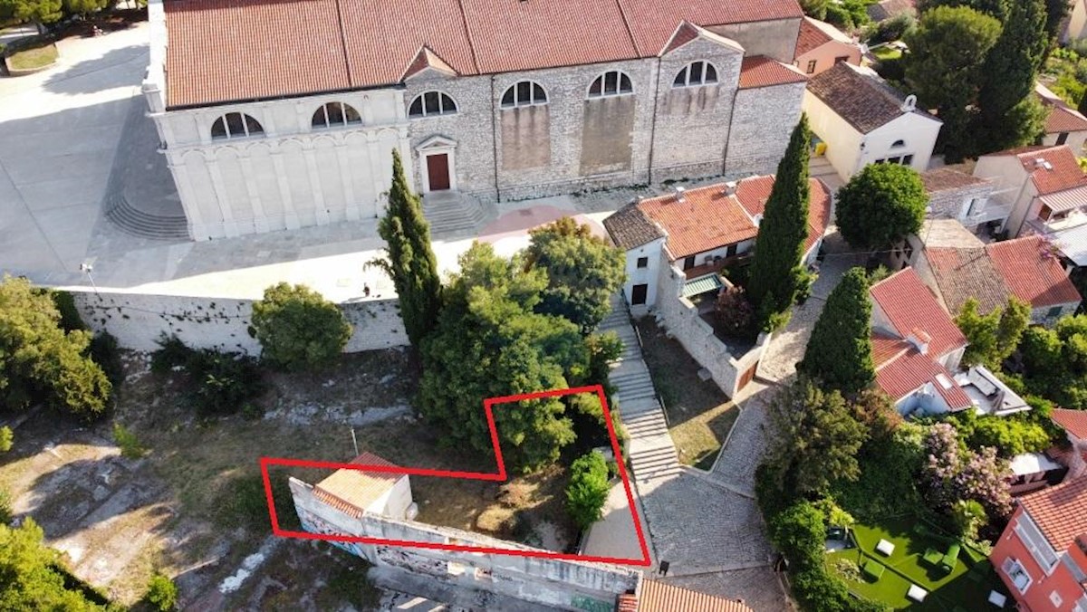 Terreno edificabile Rovinj, 144m2