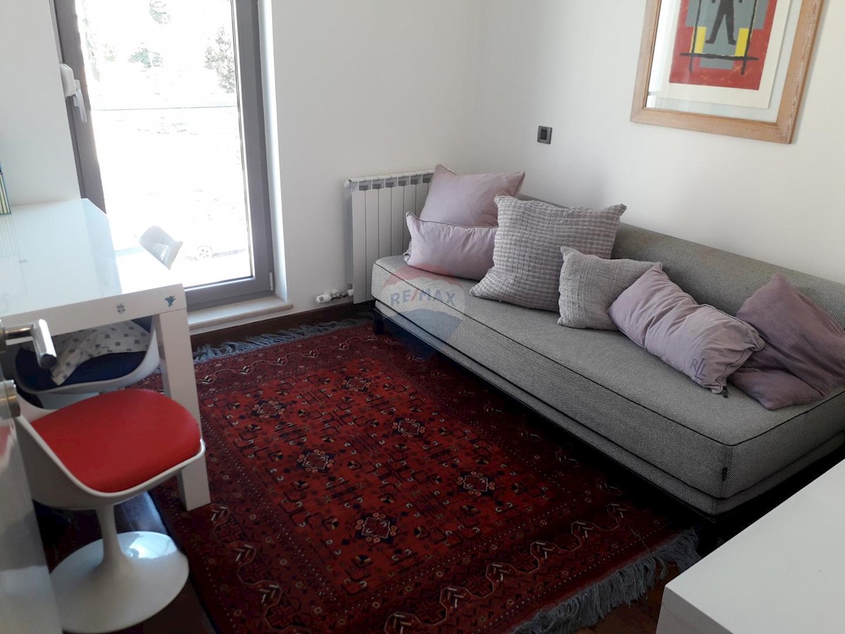 Appartamento Centar, Pula, 80,21m2