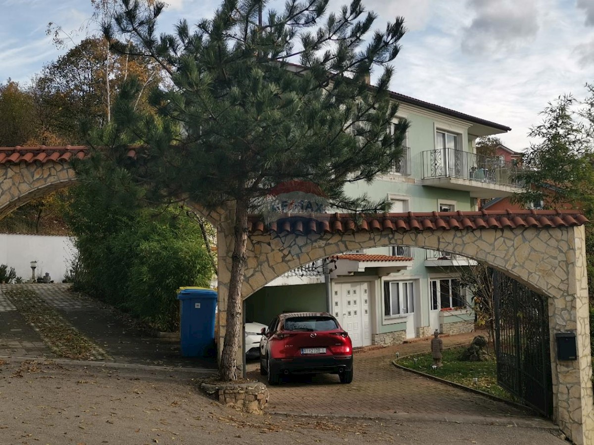 Casa Brnčići, Kastav, 309m2