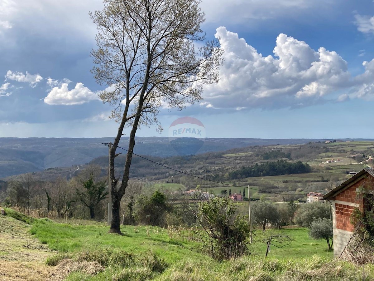 Terreno edificabile Bijele Zemlje, Grožnjan, 1.533m2