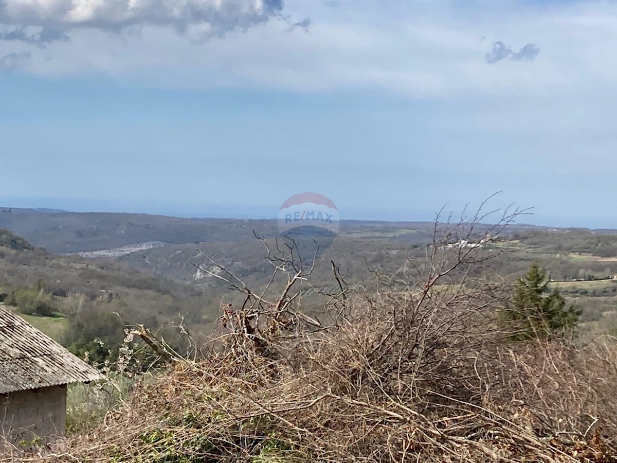 Terreno edificabile Bijele Zemlje, Grožnjan, 1.533m2