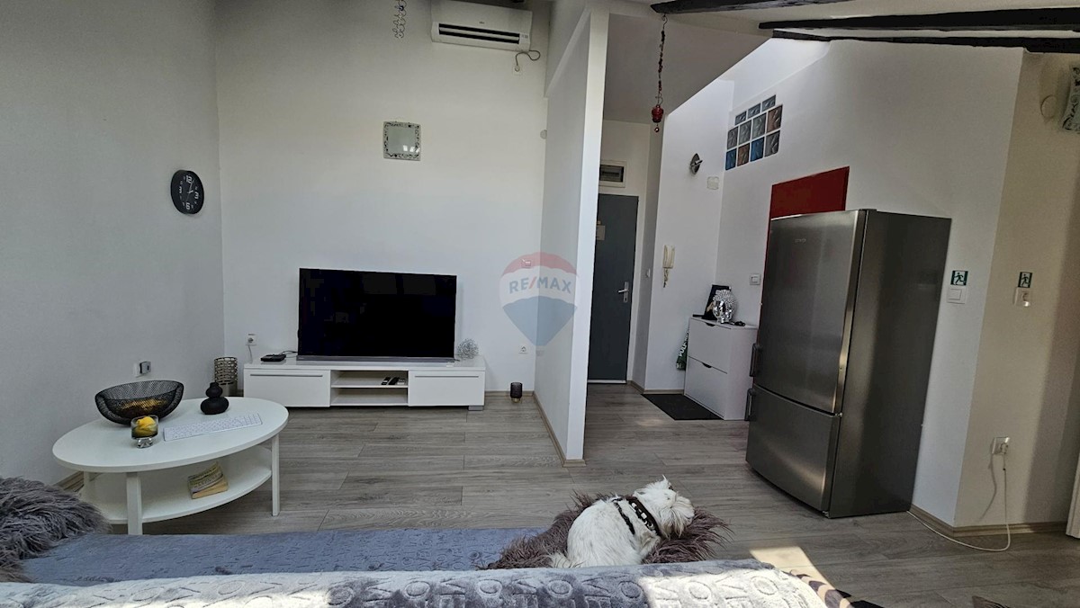 Appartamento Centar, Pula, 61m2