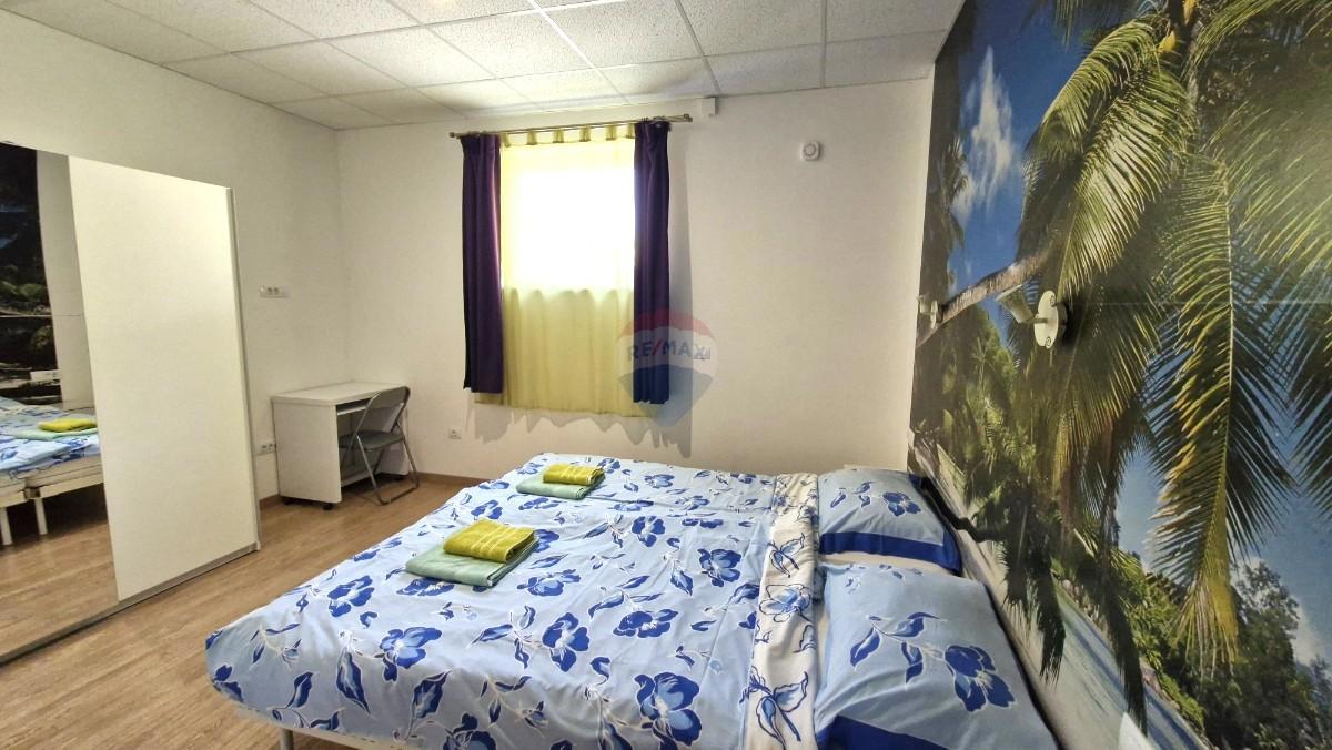 Istra, Medulin – Casa con terrazza sul tetto e vista mare, 280 m²