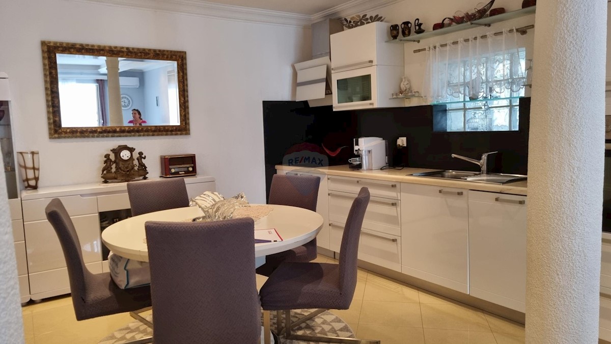 Appartamento Zamet, Rijeka, 89m2