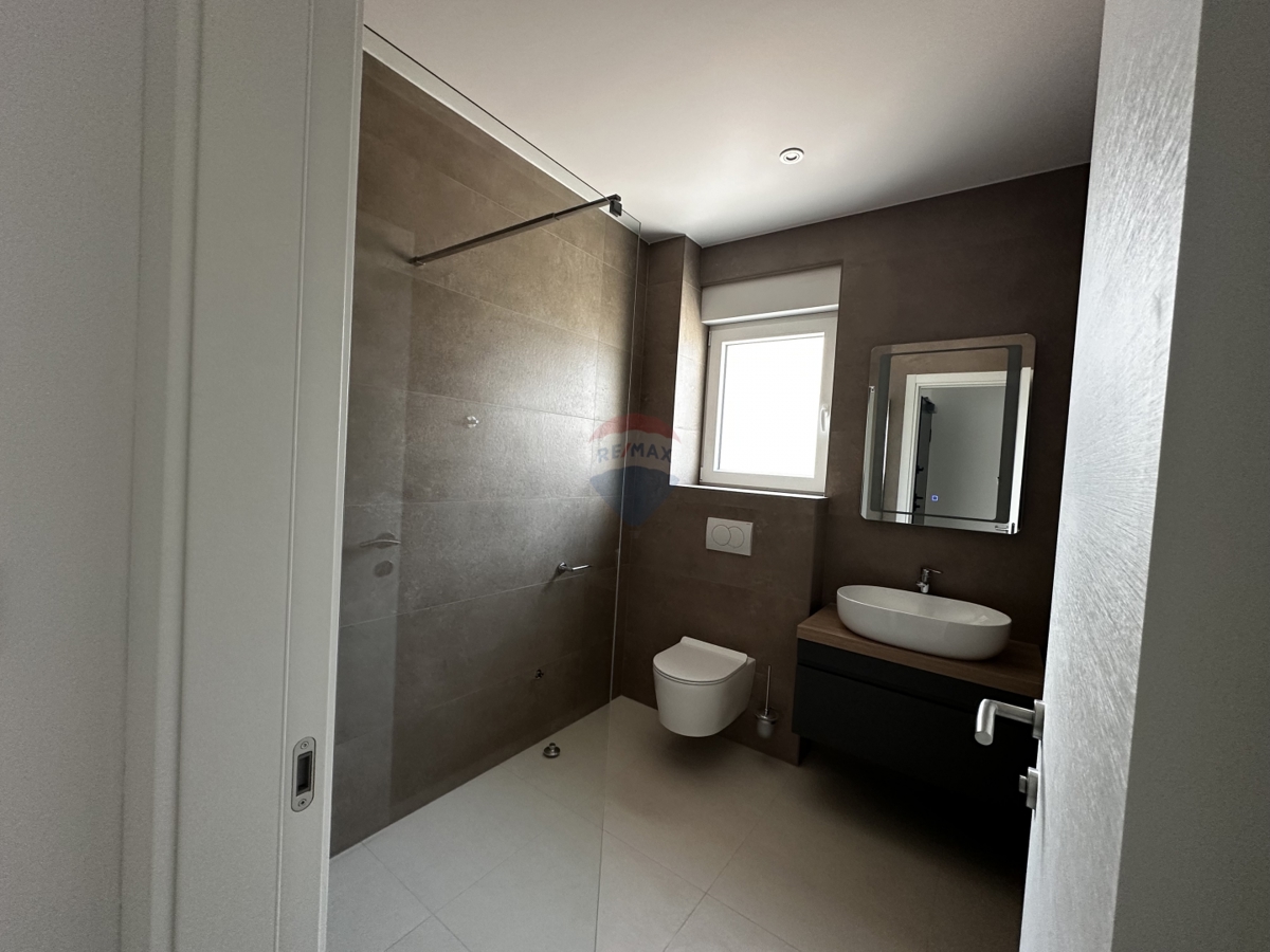 Appartamento Vodice, 90,69m2