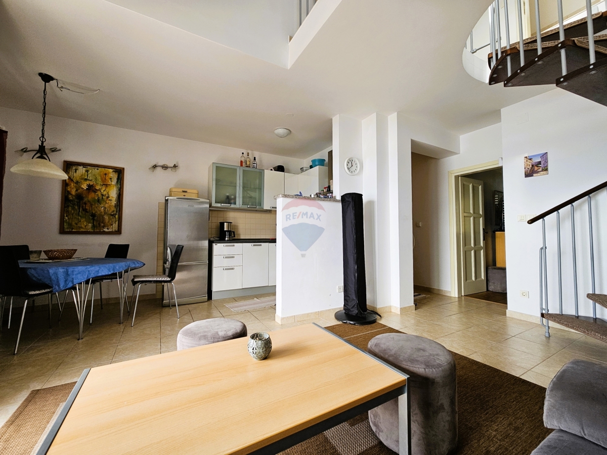 Appartamento duplex 89 m2, Rogoznica