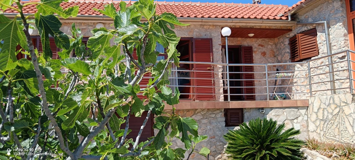 Casa Kaprije, Šibenik - Okolica, 130m2